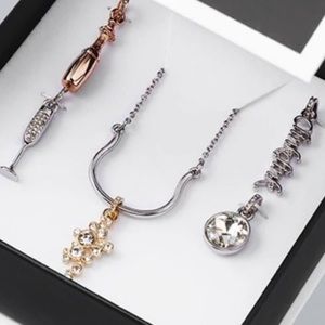 WHBM Party & Rose Charm Gift Set